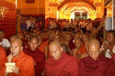 Myanmar: Buddhists pray for ‘remaining prisoners’