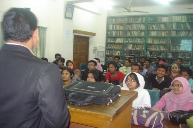 52 students taking Caodaism course in 2013 at the University of Dhaka, Bangladesh