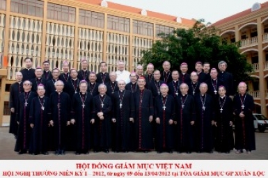 Mgr. Girelli to Vietnamese bishops: enter into society and help resurrect Church