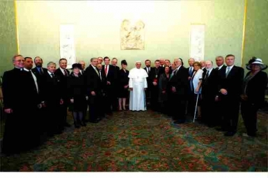 Pope Francis meets Jewish leaders