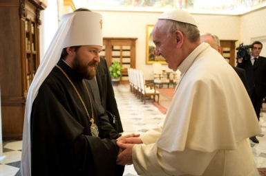 Pope meets with Russian Orthodox Metropolitan Hilarion