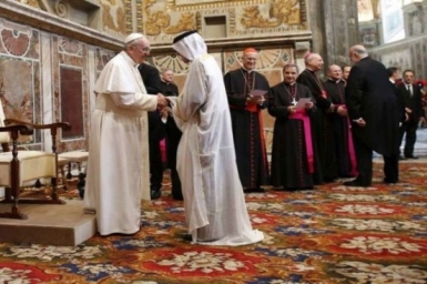 The Pope signs message for end of Ramadan