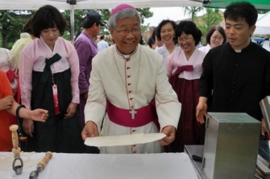 Bishop of Daejeon: The Pope`s visit, a source of hope and strength for youth of Asia