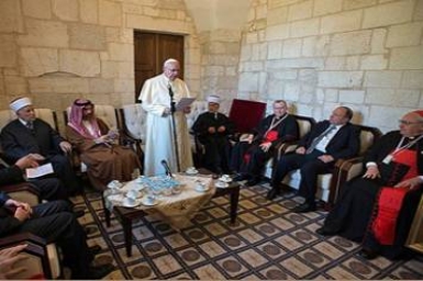 Mufti of Jerusalem and Pope Meet during Historic al-Aqsa Visit