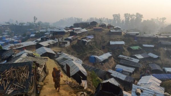 Save the Children: Over half a million Rohingya children lack food assistance