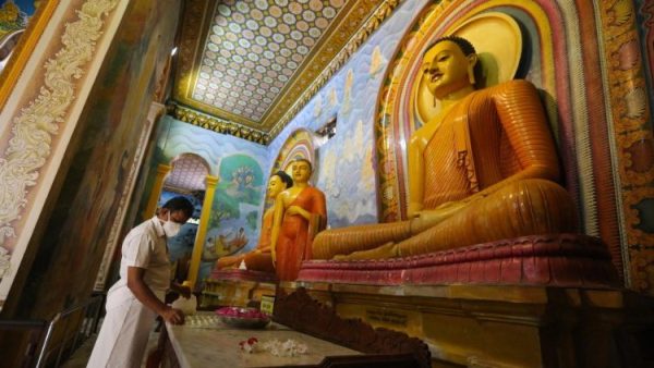 Covid-19: UN urges unity and service on Buddhist feast of Vesakh