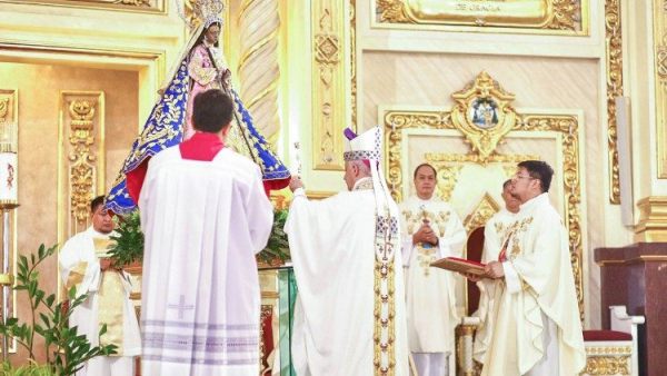 Archbishop Fisichella presides at Mass at first international shrine in the Philippines