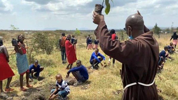 Brother Ben: the friar who mobilizes young Africans to care for Creation
