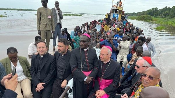 Bishop of Malakal: Cardinal Parolin's visit to South Sudan brings us hope