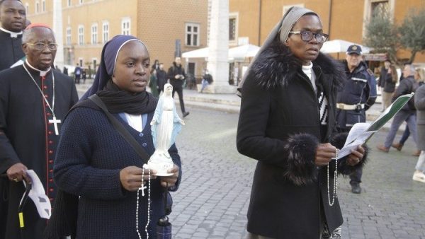 Nigeria: Priests and sisters in Rome praying for change