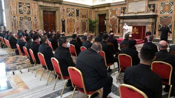Pope to Theatines: persevere in Gospel witness and works of mercy