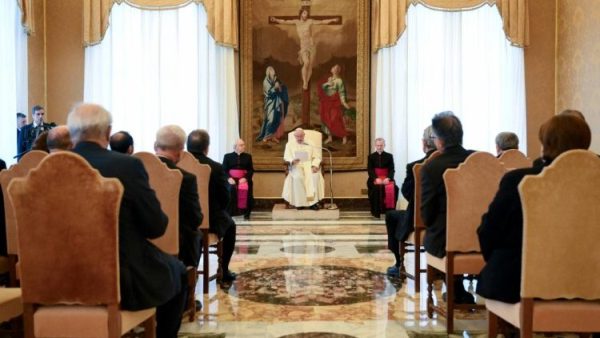 Pope calls historians to be experts in and servants of humanity