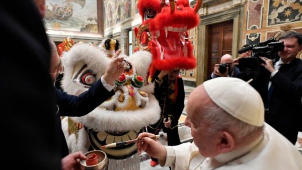 Pope Francis encourages Italy-China cultural dialogue
