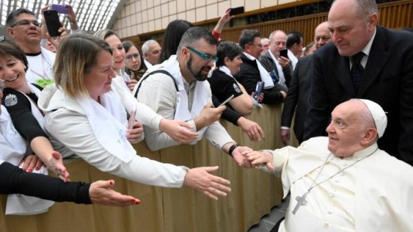 Pope to Hungarian pilgrims: 'The gift of peace begins in our hearts'