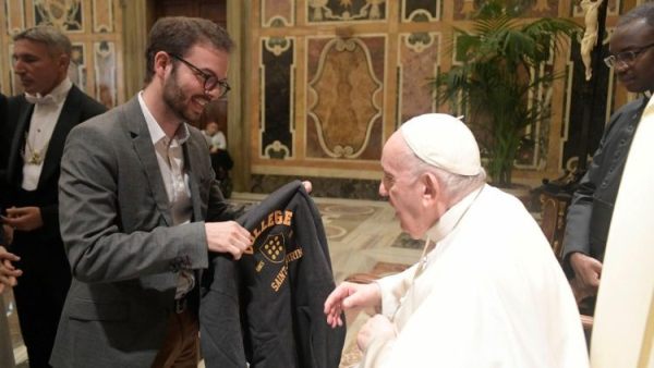 Pope to Belgian youth: `Be creative and ambassadors of peace`