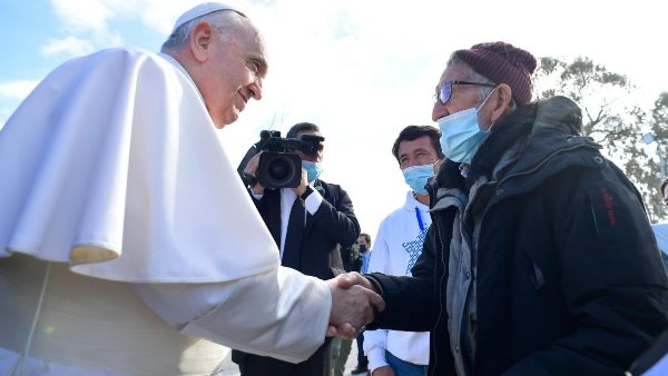 Pope's visit to Lesbos in Greece a plea to 'look migrants in the eye'