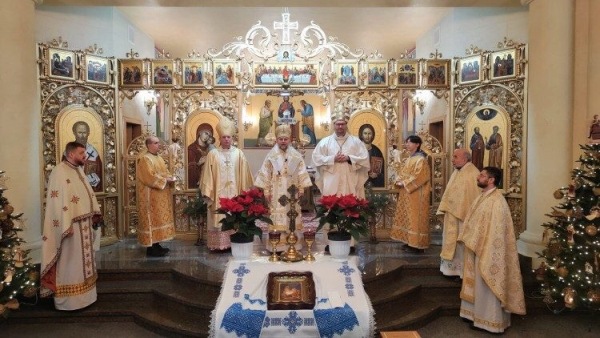 Apostolic Nuncio to Ukraine: Light of Christmas stronger than bombardments