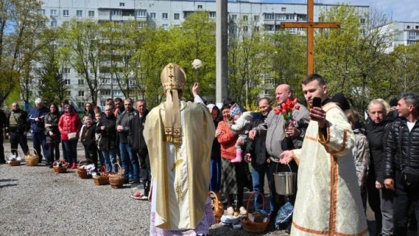 Easter celebrations in Ukraine in spite of ongoing fighting
