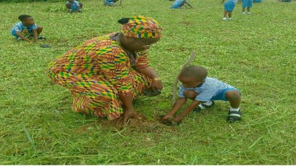 Ghana: Sisters teach tree planting with ‘Growing for a Greener Tomorrow’ project