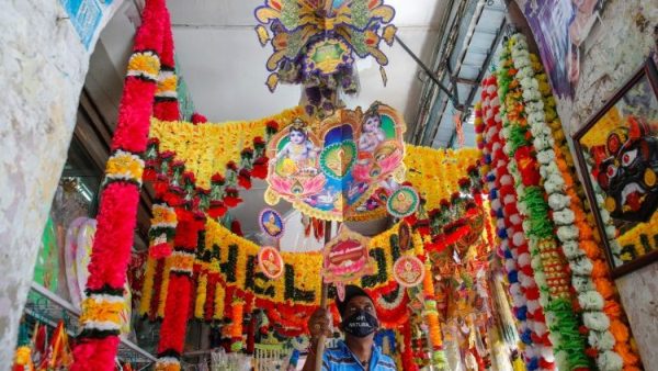 Vatican sends greeting for Hindu feast of Deepavali