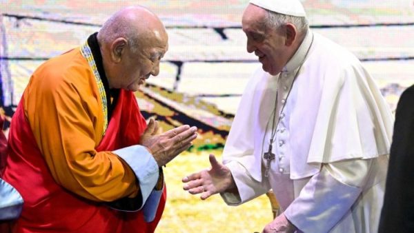 Pope in Mongolia: May religions cultivate dialogue, harmony, hope