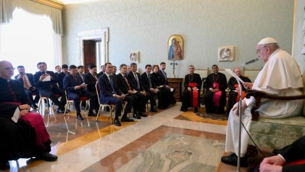 Pope: Interreligious dialogue fosters peace and respect for diversity