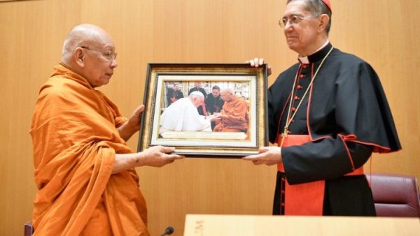 Thai Buddhists reaffirm friendship and fraternity with Catholic Church