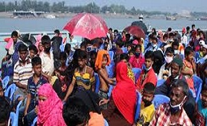 Bangladesh urged to halt Rohingya relocation to remote island