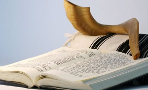 Rosh Hashanah Prayers and Torah Readings Prayer Services for the Jewish New Year