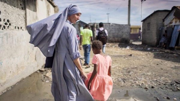 Pope Francis calls Sister Paësie in Haiti to offer his support