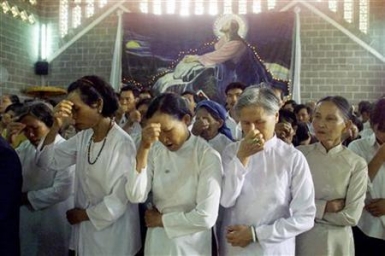 Saigon: Through prayer and solidarity, Catholics celebrate Holy Week