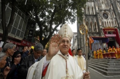 Cardinal Filoni in Vietnam: Evangelii Gaudium the programmatic text of the Church today