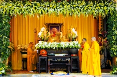 Memorial held for Buddhist patriach: Most Venerable Thich Minh Chau