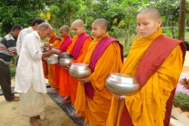 The Journey of Women Going Forth into the Bhikkhuni Order in Bangladesh