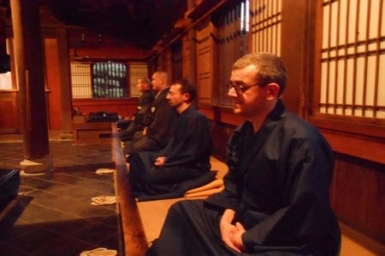 On the Tatami of Zen-Christian Monastic Fraternity