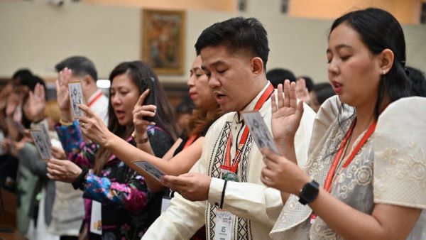 Asian digital missionaries called to turn influence into Christian witness