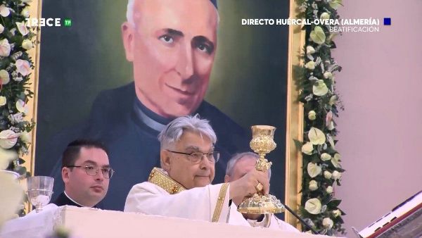 Cardinal Semeraro beatifies parish priest 