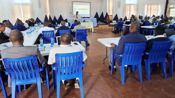 Burundi: Formators meet for a seminar on Artificial Intelligence