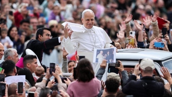 Pope at Audience: 