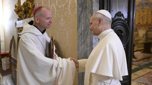 Pope concludes Lenten retreat with prayer and reflection