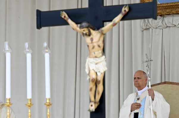 Pope in Pompeii: May God calm fratricidal hatred and enlighten world leaders