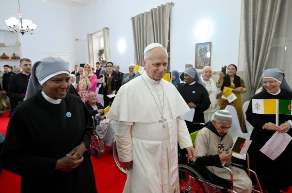 Pope in Algeria: ‘God’s heart is torn apart by wars, violence, injustice, lies’
