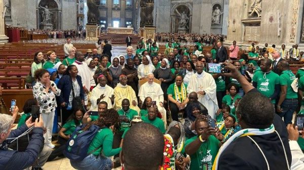 Pope: Even amid crises, Church in Africa 