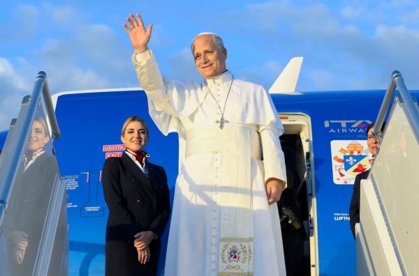 Pope Leo XIV begins his Apostolic Journey to France
