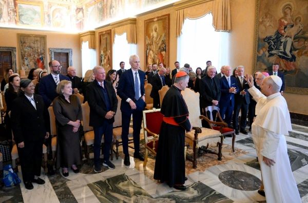 Pope praises Catholic Extension Society for bringing Christ to remote communities