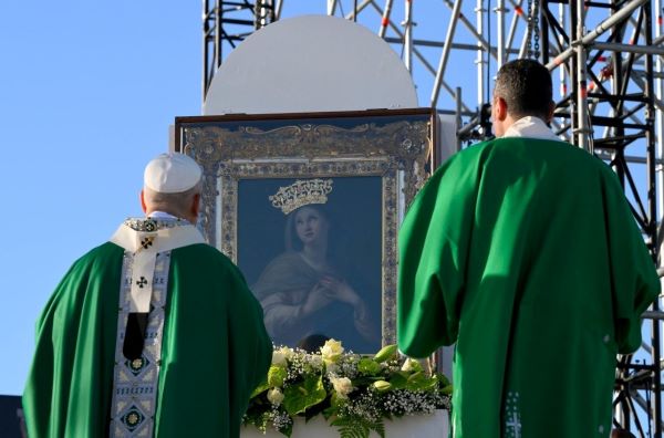 Pope at Mass in Rimini: ‘At every level, authority is service