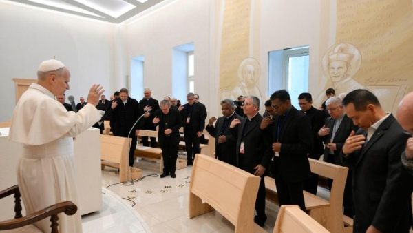 Pope to Salesians: Continue your service in areas of poverty and war