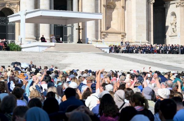 Pope at Audience: Apostolic Journey to France was 