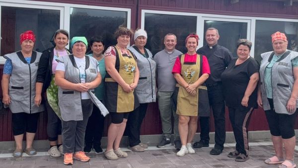 Papal Almoner’s Office supports solidarity kitchen in Ukraine