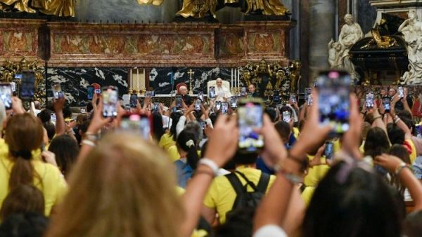 Synod releases Report on Mission in the Digital Environment